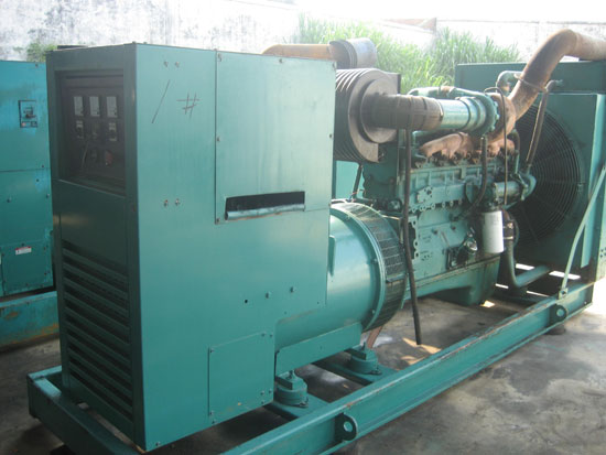 白马井镇租赁发电机- 发电机碳刷磨损的原因是什么