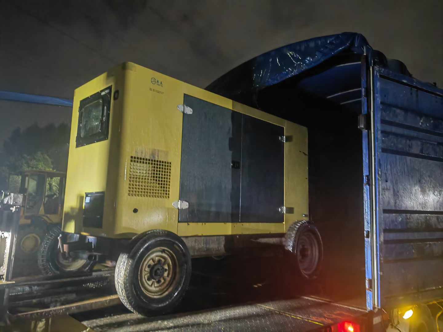 白马井镇如何根据负载特性选择合适的柴油发电机？