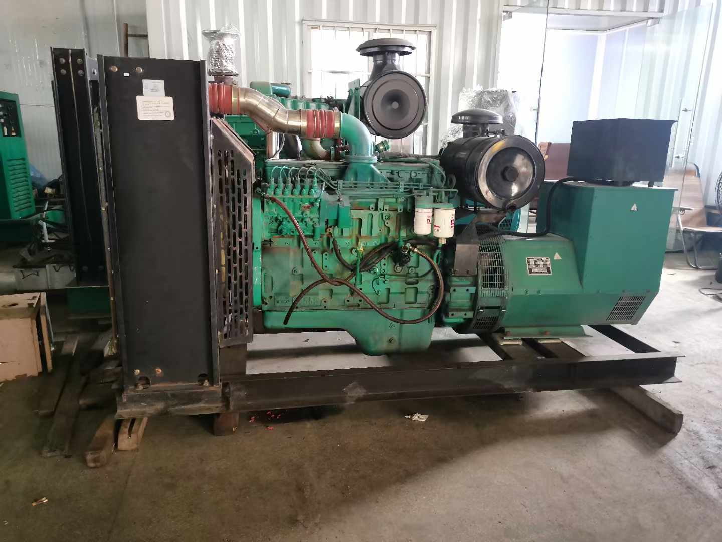 白马井镇发电机租赁如何确定电缆的承载电流是否在安全范围内？