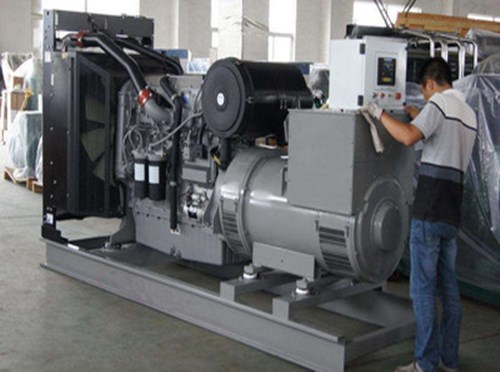 白马井镇柴油发电机组和储能设备配合使用的案例