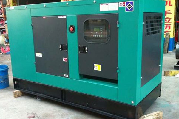 白马井镇如何检查机油的使用时间？